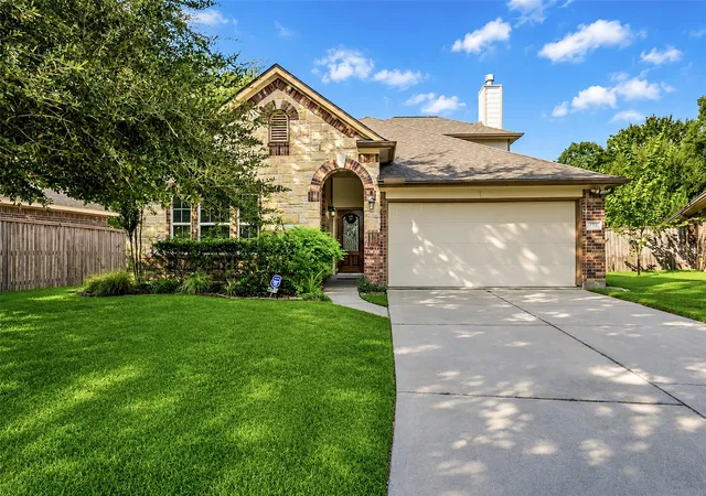 Photo 1 of Single family home for sale at 172 Knollbrook Cir, Montgomery, TX 77316 | MLS# 35063705 | Listing updated on 2026-09-02