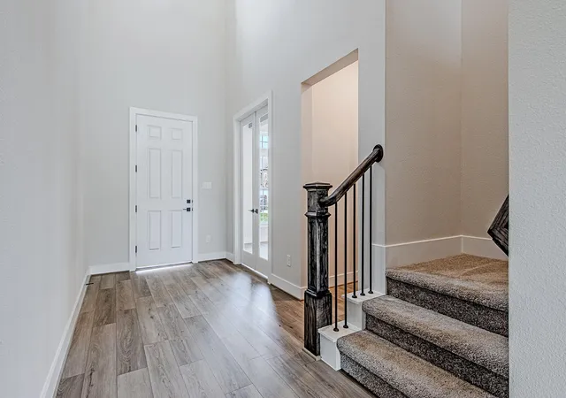 Photo 2 of Single family home for sale at 145 Peninsula Point Dr, Montgomery, TX 77356 | MLS# 97435177 | Listing updated on 2026-09-04