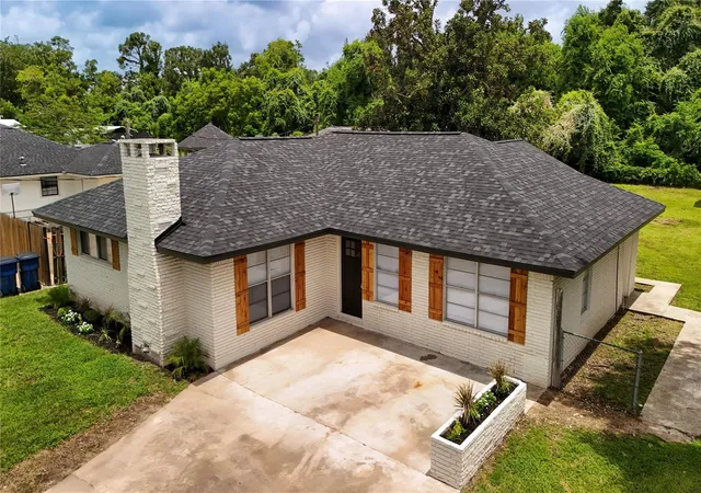 Photo 3 of Single family home for sale at 223 Lee Ave, Freeport, TX 77541 | MLS# 89939523 | Listing updated on 2026-09-15
