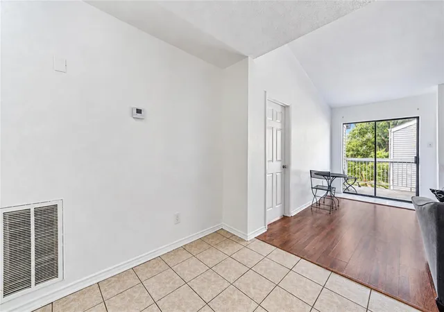 Photo 4 of Condo for sale at 9707 Richmond Ave #14, Houston, TX 77042 | MLS# 56899616 | Listing updated on 2026-09-18