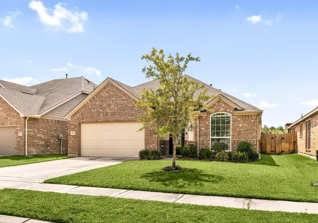 Photo 2 of Single family home for sale at 10031 Gold Finch Run, Magnolia, TX 77354 | MLS# 60301507 | Listing updated on 2026-09-16