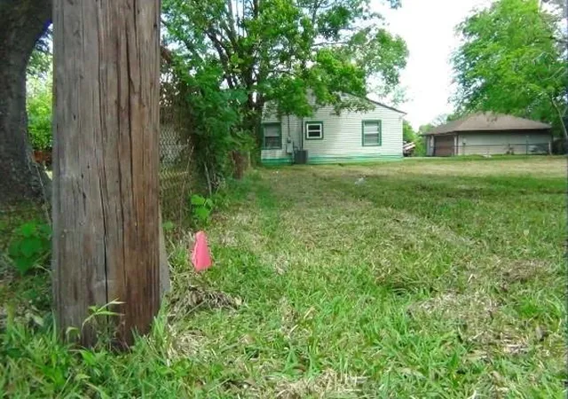 Photo 3 of Land for sale at 2660 Hegele St, Beaumont, TX 77705 | MLS# 79554534 | Listing updated on 2026-09-10