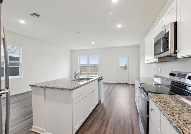 Photo 2 of Single family home for sale at 20411 Arches Rd, Magnolia, TX 77355 | MLS# 98135699 | Listing updated on 2026-09-24