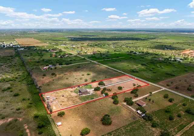 Photo 35 of Single family home for sale at 24518 Rio Colorado Rd, Edinburg, TX 78541 | MLS# 3990961 | Listing updated on 2026-09-05