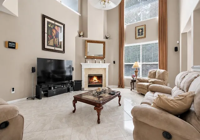 Photo 4 of Single family home for sale at 17907 Shady Cyn Ln, Tomball, TX 77377 | MLS# 22612502 | Listing updated on 2026-09-08