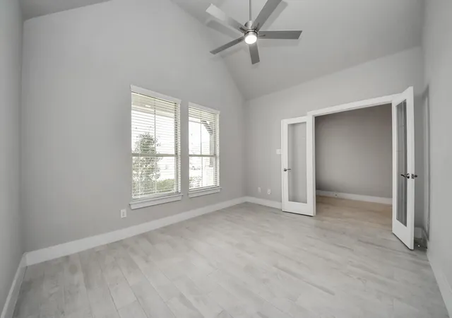 Photo 3 of Single family home for sale at 1500 Sunrise Gables Dr, Katy, TX 77493 | MLS# 11952191 | Listing updated on 2026-09-30