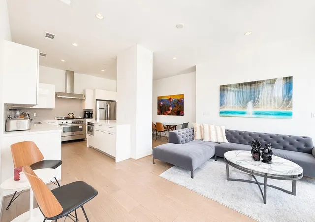 Photo 1 of Condo for sale at 1211 Caroline St #1608, Houston, TX 77002 | MLS# 98674439 | Listing updated on 2026-09-14