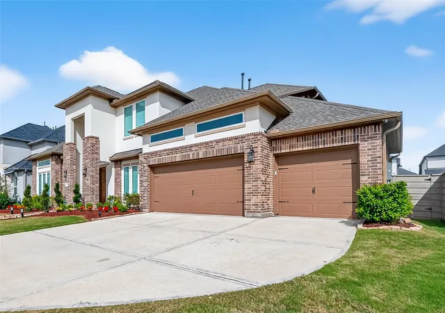 Photo 4 of Single family home for sale at 4919 Olive Province Ln, Manvel, TX 77578 | MLS# 97205189 | Listing updated on 2026-09-20