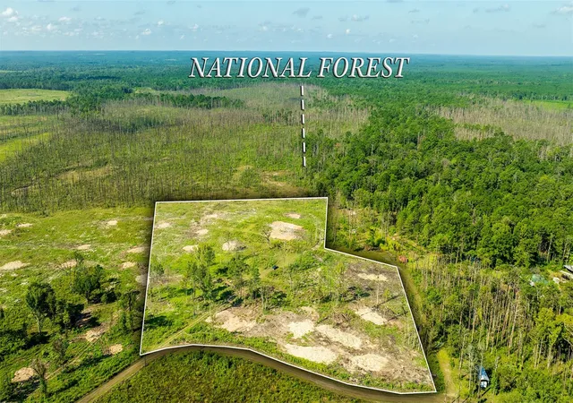 Photo 2 of Sale Pending at 117 County Rd 33, Jasper, TX 75951 | MLS# 10990508 | Listing updated on 2026-09-15