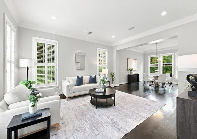 Photo 3 of Sale Pending at 2211 Augusta Dr #1, Houston, TX 77057 | MLS# 96025945 | Listing updated on 2026-09-10