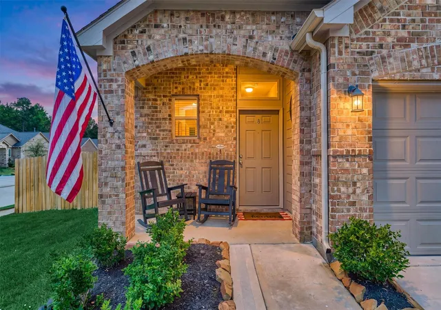 Photo 3 of Single family home for sale at 27087 Grey Fox Run, Magnolia, TX 77354 | MLS# 13551114 | Listing updated on 2026-10-08