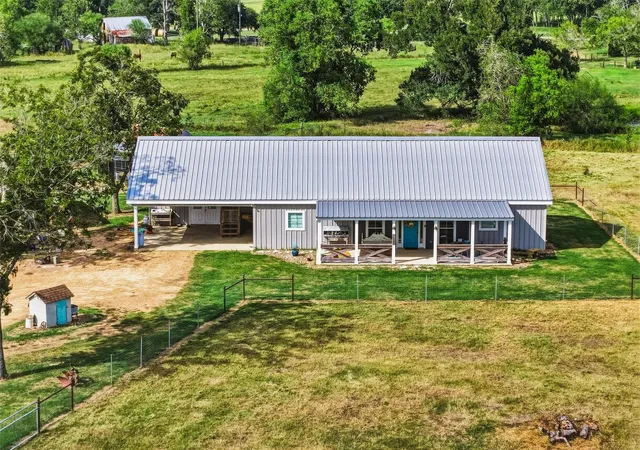 Photo 1 of Single family home for sale at 1792 Stockold Rd, Sealy, TX 77474 | MLS# 46210230 | Listing updated on 2026-10-07