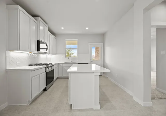 Photo 3 of Single family home for sale at 13122 Leisure Cvs Dr, La Marque, TX 77568 | MLS# 10950396 | Listing updated on 2026-09-20