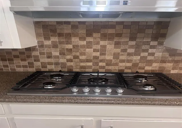 Photo 3 of Single family home for sale at 279 4th Street N, Van Vleck, TX 77482 | MLS# 78273080 | Listing updated on 2026-10-02