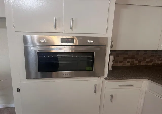 Photo 3 of Single family home for sale at 279 4th Street N, Van Vleck, TX 77482 | MLS# 78273080 | Listing updated on 2026-10-02
