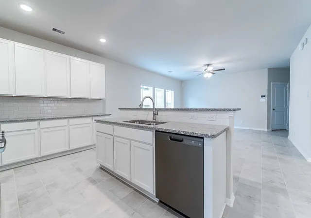 Photo 3 of Single family home for sale at 22222 Rome Breeze Dr, Hockley, TX 77447 | MLS# 67903146 | Listing updated on 2026-10-20