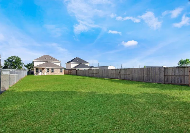 Photo 2 of Single family home for sale at 415 Rd 5102j, Cleveland, TX 77327 | MLS# 65443644 | Listing updated on 2026-09-11