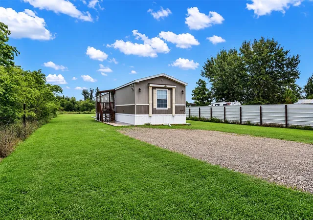 Photo 2 of Single family home for sale at 2056 Road 5210, Cleveland, TX 77327 | MLS# 74049931 | Listing updated on 2026-10-06