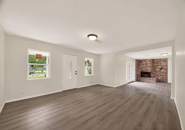 Photo 4 of Single family home for sale at 18219 Kings Lynn St, Houston, TX 77058 | MLS# 18216181 | Listing updated on 2026-09-06