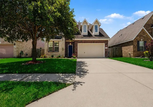 Photo 1 of Single family home for sale at 4506 Legends Bay Dr, Baytown, TX 77523 | MLS# 21648329 | Listing updated on 2026-09-23