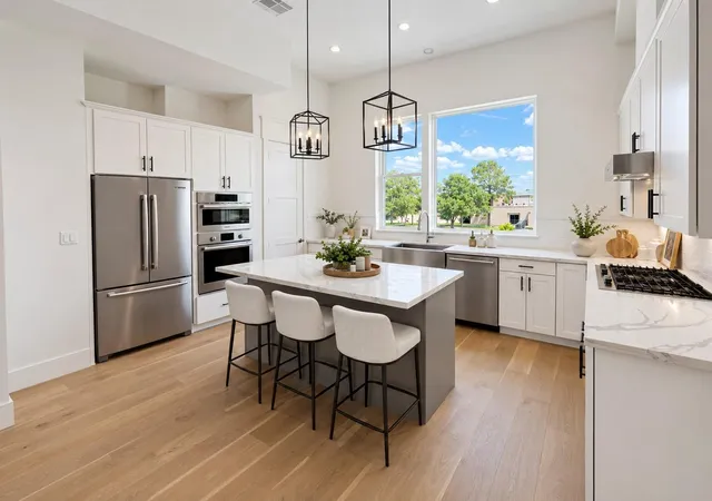 Photo 3 of Townhouse for sale at 3436 Stanling Brk Ln, Houston, TX 77080 | MLS# 66633624 | Listing updated on 2026-09-20