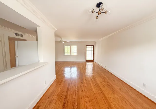 Photo 2 of Condo for sale at 1603 Heights Blvd #14, Houston, TX 77008 | MLS# 91797302 | Listing updated on 2026-10-06