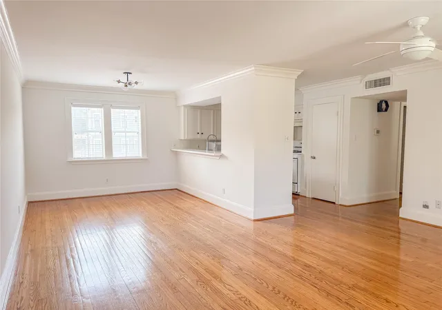 Photo 3 of Condo for sale at 1603 Heights Blvd #14, Houston, TX 77008 | MLS# 91797302 | Listing updated on 2026-10-06