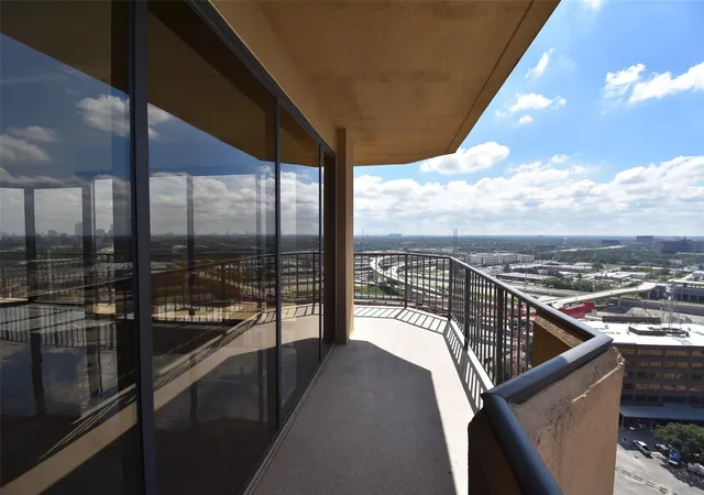 Listing Photo 1 - Condo for sale in The Bristol Condominiums located at 3350 Mccue Rd, Houston, TX 77056 - Unit #2101