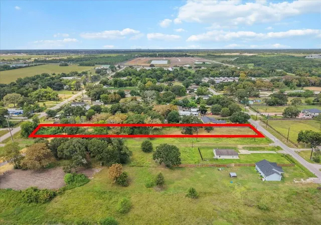 Photo 3 of Land for sale at 542 N Pine St, Rosharon, TX 77583 | MLS# 88144111 | Listing updated on 2026-09-02