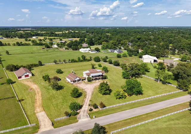 Photo 1 of Single family home for sale at 32118 River Park Dr, Magnolia, TX 77355 | MLS# 60177328 | Listing updated on 2026-09-12