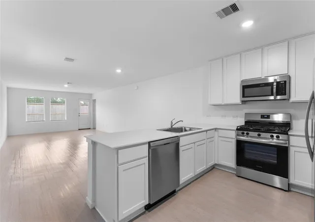 Photo 3 of Single family home for sale at 1783 Blue Whale Dr, Crosby, TX 77532 | MLS# 38410310 | Listing updated on 2026-10-05