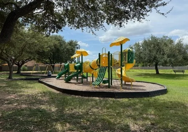 Photo 1 of Single family home for sale at 501 Valley Brk Dr, La Porte, TX 77571 | MLS# 31715759 | Listing updated on 2026-09-23