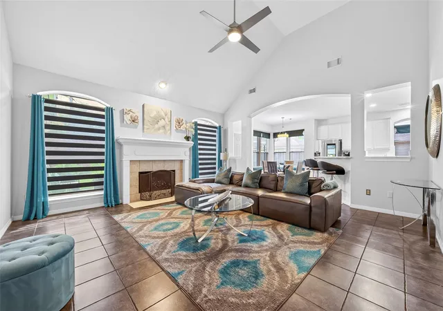 Photo 4 of Single family home for sale at 4234 Merriweather St, Sugar Land, TX 77478 | MLS# 44674250 | Listing updated on 2026-09-24