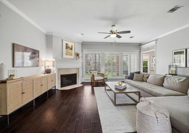 Photo 3 of Single family home for sale at 4006 Aspen Mountain Trl, Kingwood, TX 77345 | MLS# 33371584 | Listing updated on 2026-09-12
