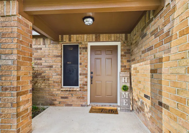 Photo 3 of Single family home for sale at 9022 Barracuda Dr, Texas City, TX 77591 | MLS# 75974607 | Listing updated on 2026-09-13