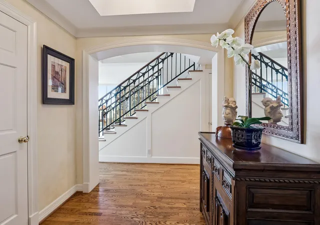 Photo 2 of Condo for sale at 3711 San Felipe St #5A/6A, Houston, TX 77027 | MLS# 71817545 | Listing updated on 2026-09-23