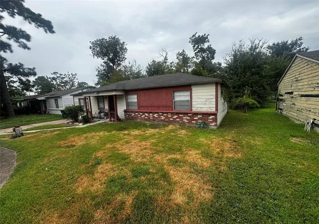 Photo 3 of Single family home for sale at 6515 Hartwick Rd, Houston, TX 77016 | MLS# 46181520 | Listing updated on 2026-09-03