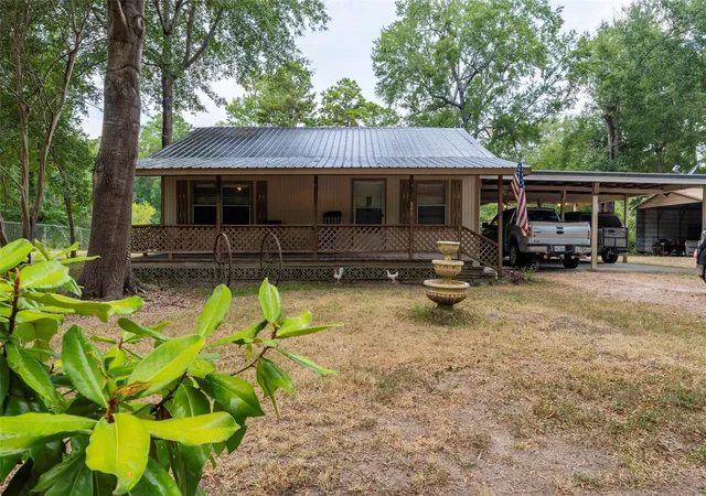 Photo 3 of Single family home for sale at 846 Bentwood Bnd, Livingston, TX 77351 | MLS# 60981337 | Listing updated on 2026-09-04