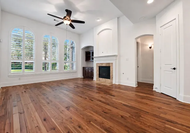 Photo 4 of Single family home for sale at 5403 Mesquite Ridge St, Fulshear, TX 77441 | MLS# 58652414 | Listing updated on 2026-09-23