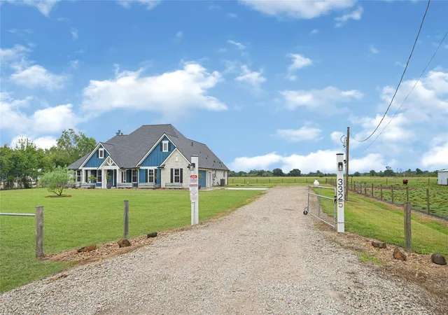Photo 2 of Single family home for sale at 3325 County Rd 160, Alvin, TX 77511 | MLS# 63424586 | Listing updated on 2026-09-22
