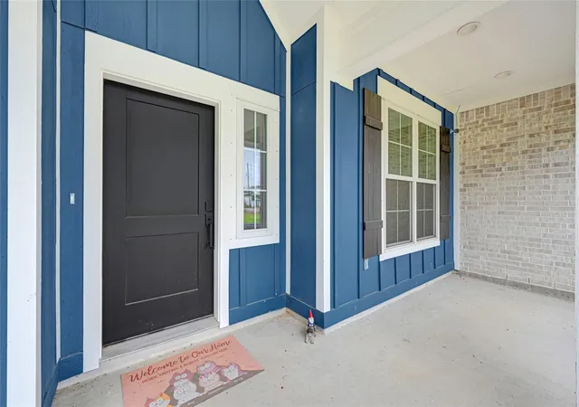 Photo 3 of Single family home for sale at 3325 County Rd 160, Alvin, TX 77511 | MLS# 63424586 | Listing updated on 2026-09-22