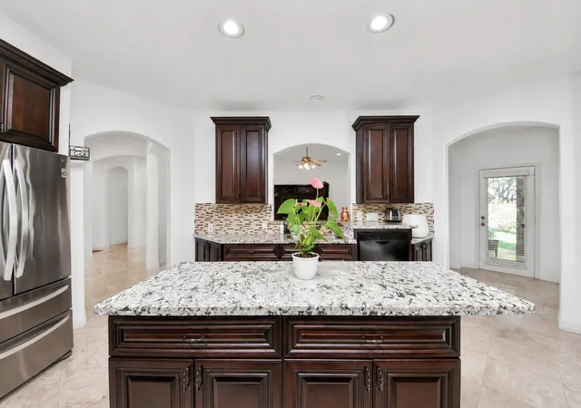 Photo 3 of Single family home for sale at 21123 Dover Park Ln, Katy, TX 77450 | MLS# 30331090 | Listing updated on 2026-09-05