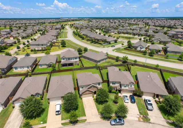 Photo 3 of Single family home for sale at 12630 Pirate Bnd Dr, La Marque, TX 77568 | MLS# 76506536 | Listing updated on 2026-09-18