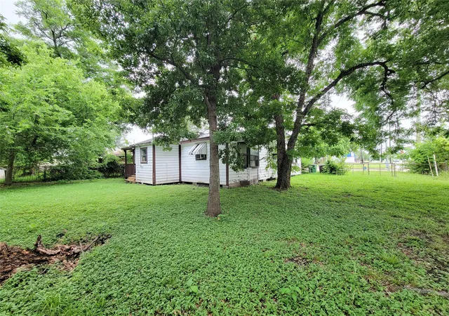 Photo 4 of Single family home for sale at 4403 New Orleans, Houston, TX 77020 | MLS# 30140793 | Listing updated on 2026-09-13