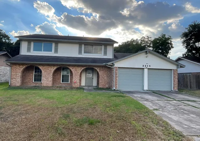 Photo 3 of Single family home for sale at 2215 Blindlake Dr, Houston, TX 77084 | MLS# 97231196 | Listing updated on 2026-09-06