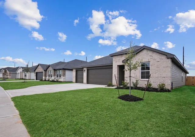 Photo 2 of Single family home for sale at 14210 Golden Wheat Ln, Needville, TX 77461 | MLS# 74429011 | Listing updated on 2026-09-19