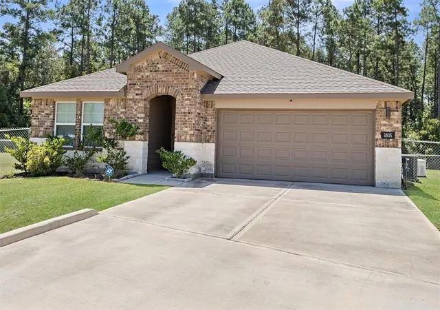 Photo 2 of Sale Pending at 1805  Hawkins Way, Sour Lake, TX 77659 | MLS# 80773871 | Listing updated on 2026-10-06