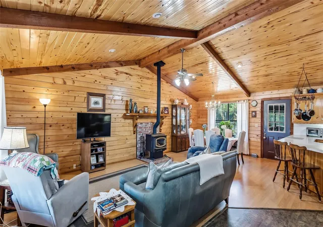 Photo 4 of Single family home for sale at 4797 County Rd 416, Somerville, TX 77879 | MLS# 80641586 | Listing updated on 2026-09-04