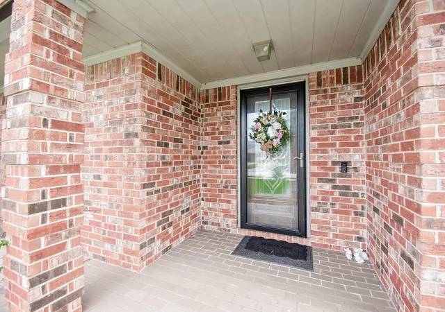 Photo 1 of Single family home for sale at 2214 Meadows Blvd, League City, TX 77573 | MLS# 94101082 | Listing updated on 2026-10-06