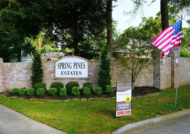 Photo 2 of Single family home for sale at 14206 Spring Pines Dr, Tomball, TX 77375 | MLS# 88289647 | Listing updated on 2026-10-07